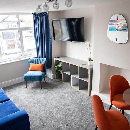 Wave Stays - First Floor Apartment Cleveleys Esterno foto