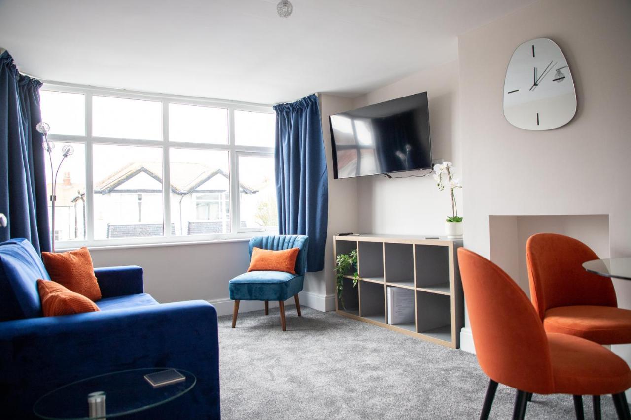 Wave Stays - First Floor Apartment Cleveleys Esterno foto